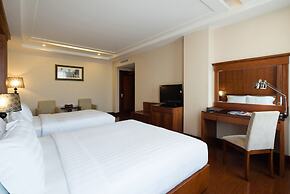 Nhat Ha L'Opera Hotel