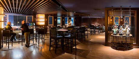 Nhat Ha L'Opera Hotel