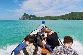 Phi Phi Sea Sky Resort