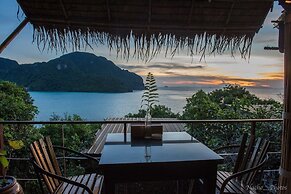 Phi Phi Sea Sky Resort