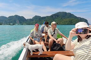 Phi Phi Sea Sky Resort