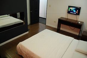Rumi Apartelle Hotel