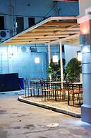 Rumi Apartelle Hotel