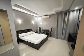 Rumi Apartelle Hotel