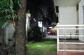 Rumi Apartelle Hotel