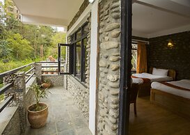 Peaceful Cottage & Cafe du Mont