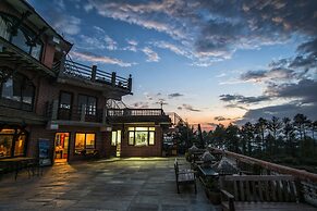 Peaceful Cottage & Cafe du Mont