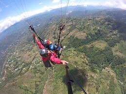 Peaceful Cottage & Cafe du Mont