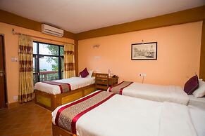 Peaceful Cottage & Cafe du Mont