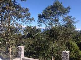 Peaceful Cottage & Cafe du Mont