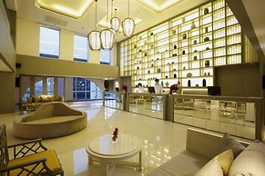 The Quarter Hualamphong by UHG