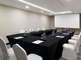 Movenpick Hotel Apartments Al Mamzar Dubai