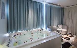 Centara Watergate Pavilion Hotel Bangkok