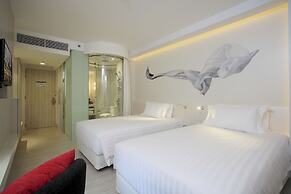 Centara Watergate Pavilion Hotel Bangkok