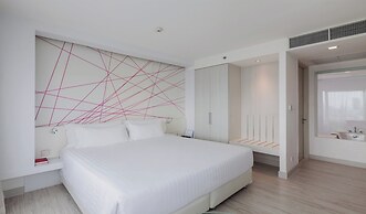 Centara Watergate Pavilion Hotel Bangkok