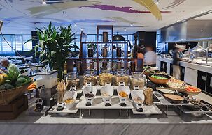 Centara Watergate Pavilion Hotel Bangkok