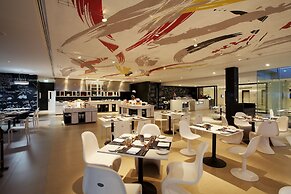 Centara Watergate Pavilion Hotel Bangkok