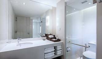 Centara Watergate Pavilion Hotel Bangkok