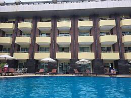 Baron Beach Hotel