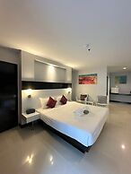 Baron Beach Hotel
