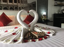 The Front Hotel and Apartment