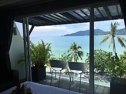 The Front Hotel and Apartment