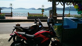 The Front Hotel and Apartment