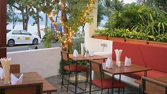 The Front Hotel and Apartment