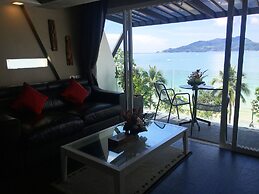 The Front Hotel and Apartment