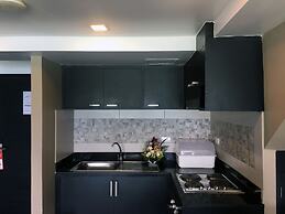 The Front Hotel and Apartment