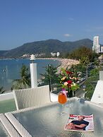 The Front Hotel and Apartment