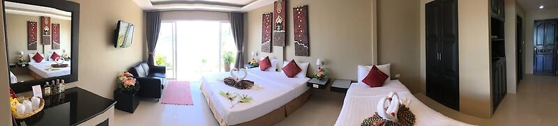 The Front Hotel and Apartment