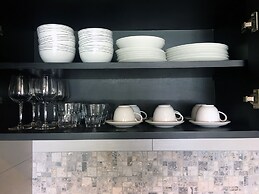 The Front Hotel and Apartment