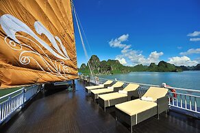 Paradise Peak Cruise