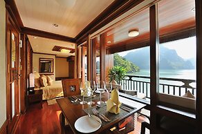 Paradise Peak Cruise