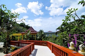 Grand Bleu Ocean View Pool Suite