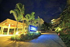 Grand Bleu Ocean View Pool Suite