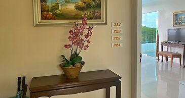 Grand Bleu Ocean View Pool Suite