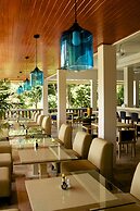 Grand Bleu Ocean View Pool Suite