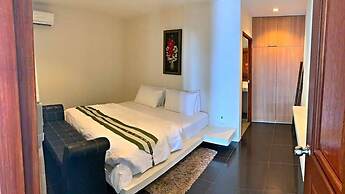 Grand Bleu Ocean View Pool Suite