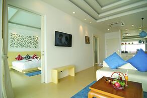 Grand Bleu Ocean View Pool Suite