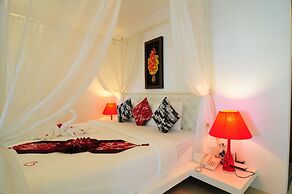 Grand Bleu Ocean View Pool Suite