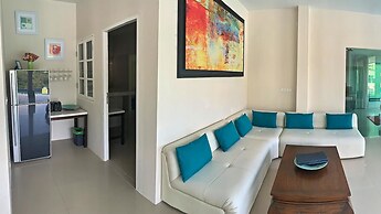 Grand Bleu Ocean View Pool Suite