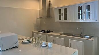 Grand Bleu Ocean View Pool Suite