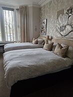 Warwick Lodge Guesthouse