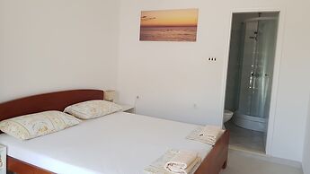 Accommodation Drasko