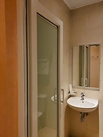 Fragrance Hotel - Viva