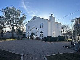 The Taber Inne & Suites