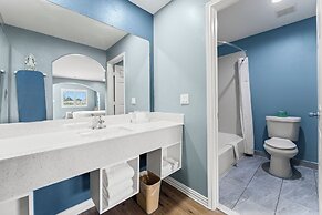 Executive Inn and Suites