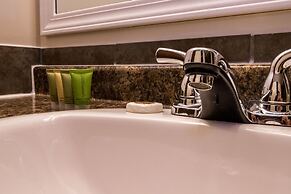 Three Valley Lake Chateau